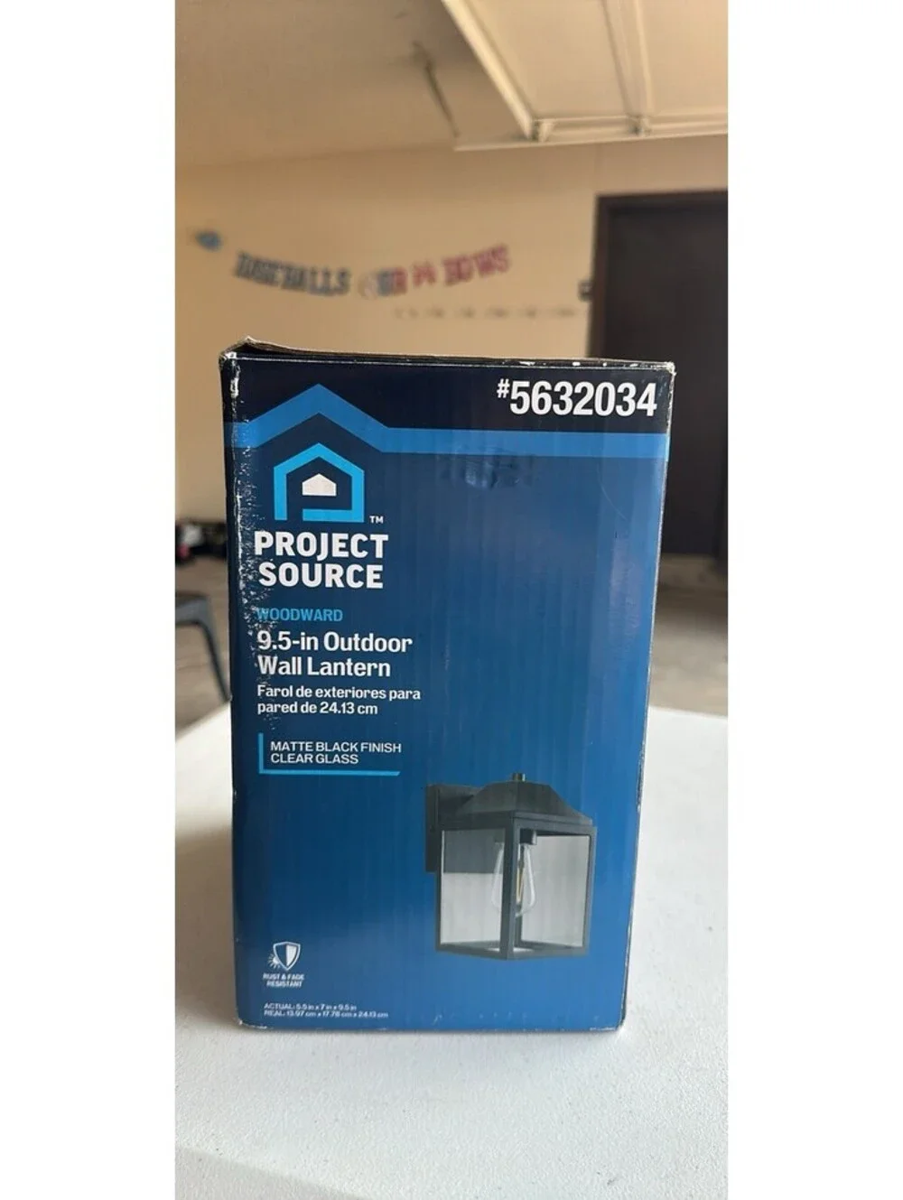 Project Source Woodward 9.5-in Outdoor Wall Lantern Matte Black #5632034